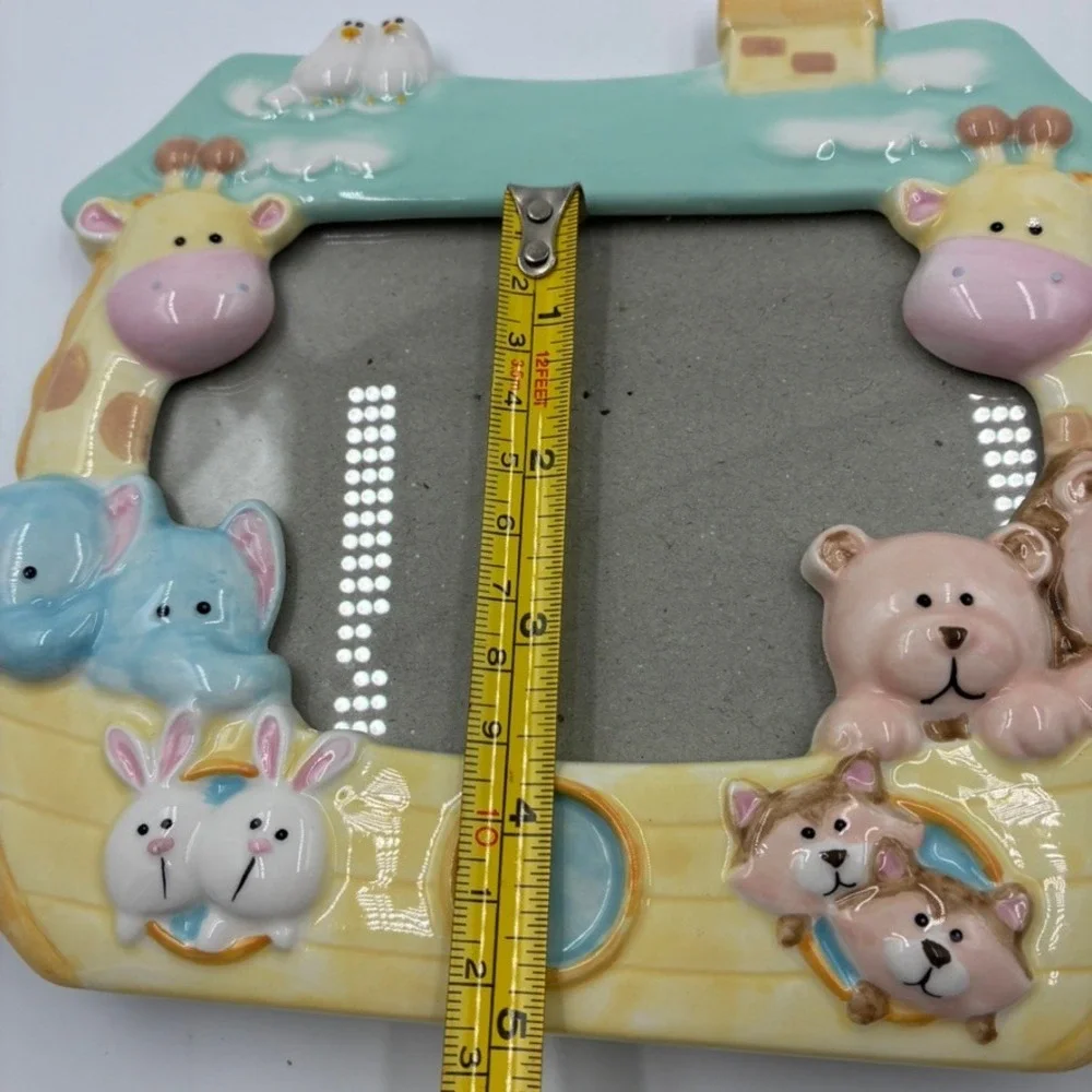 Russ‎ Berrie Noahs Ark Ceramic Picture Frame Pastel Nursery Animal 3D 5x3.5
